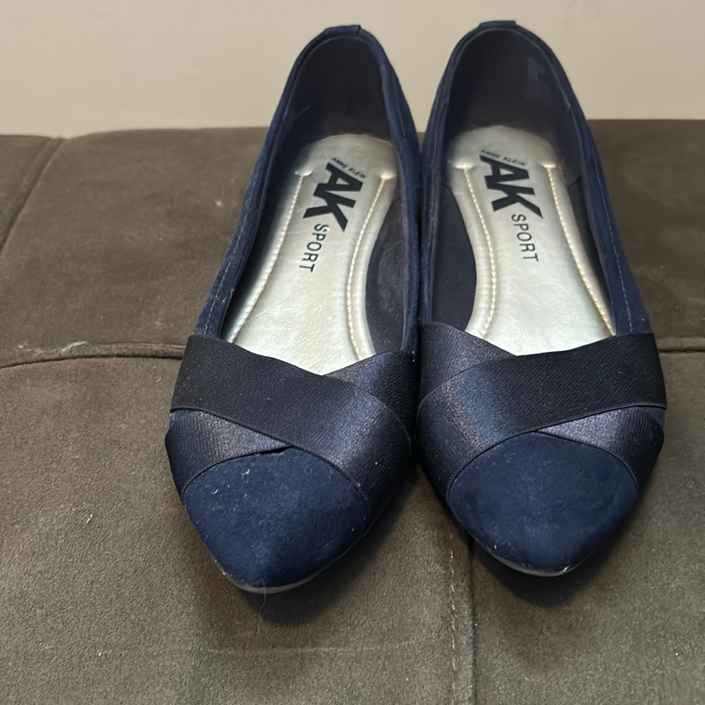 Great comfort shoes flat and classic